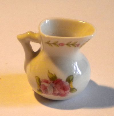 Bedroom Jug - Floral